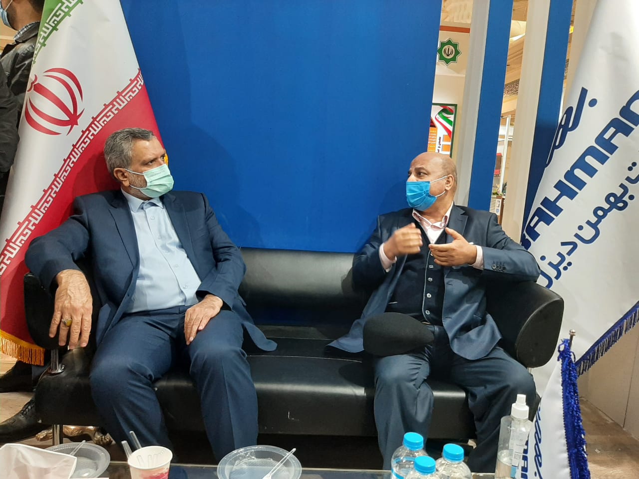 بازدید معاون اجرایی رییس جمهور از غرفه گروه بهمن